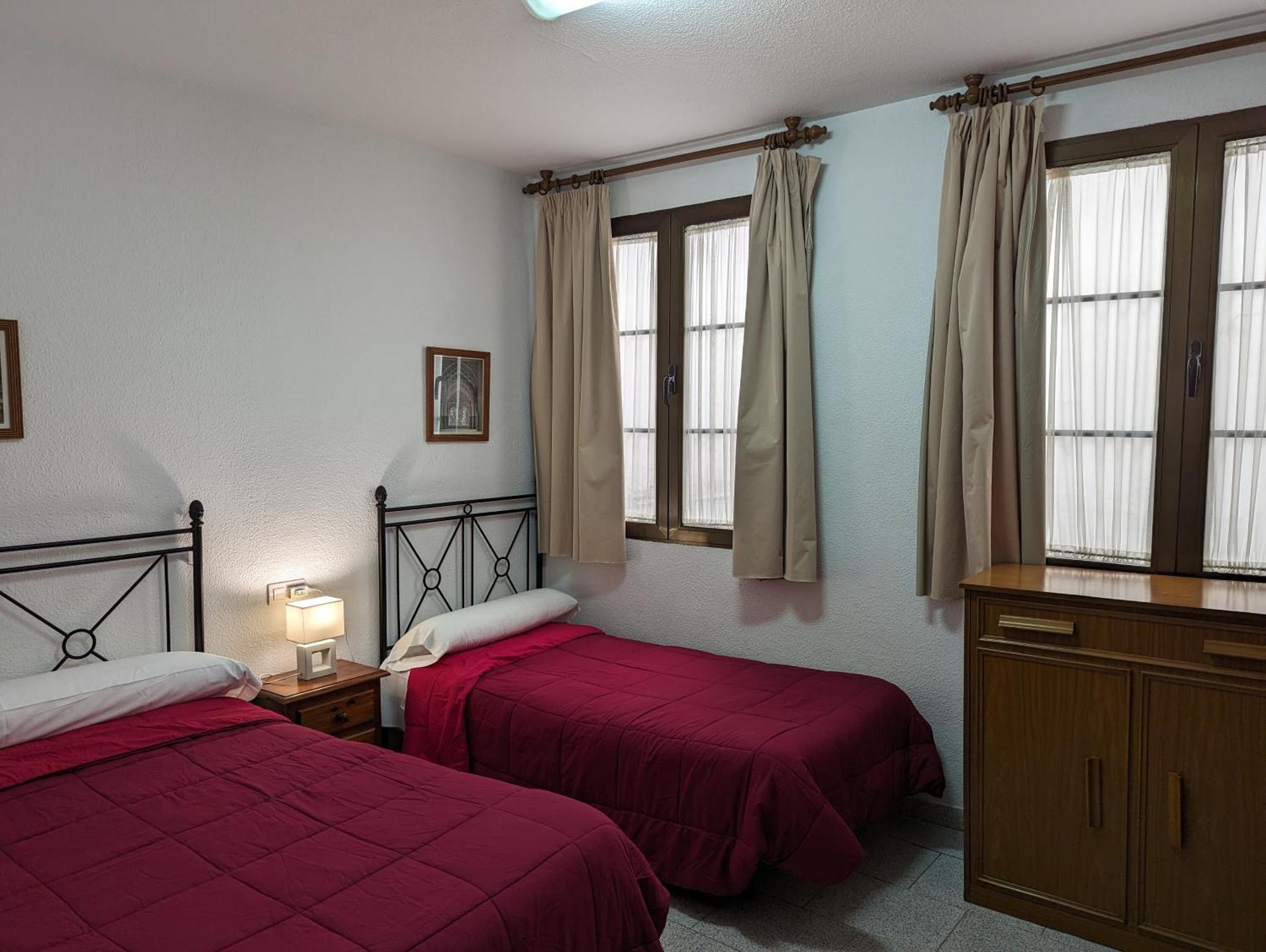 Pension Ciudad Navarro Ramos กรานาดา ภายนอก รูปภาพ