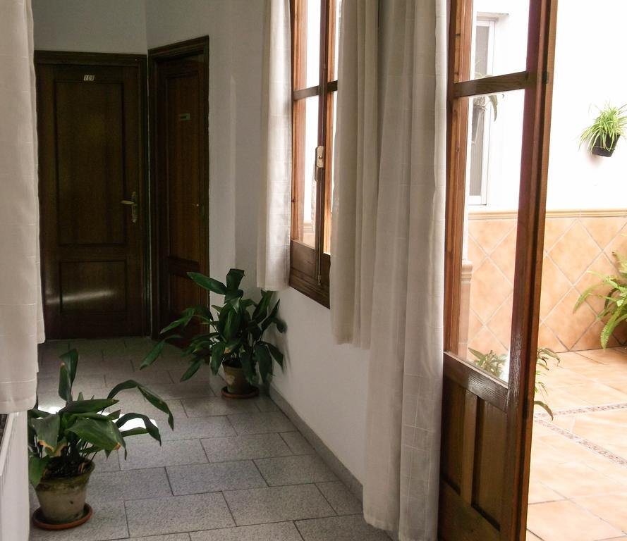 Pension Ciudad Navarro Ramos กรานาดา ภายนอก รูปภาพ