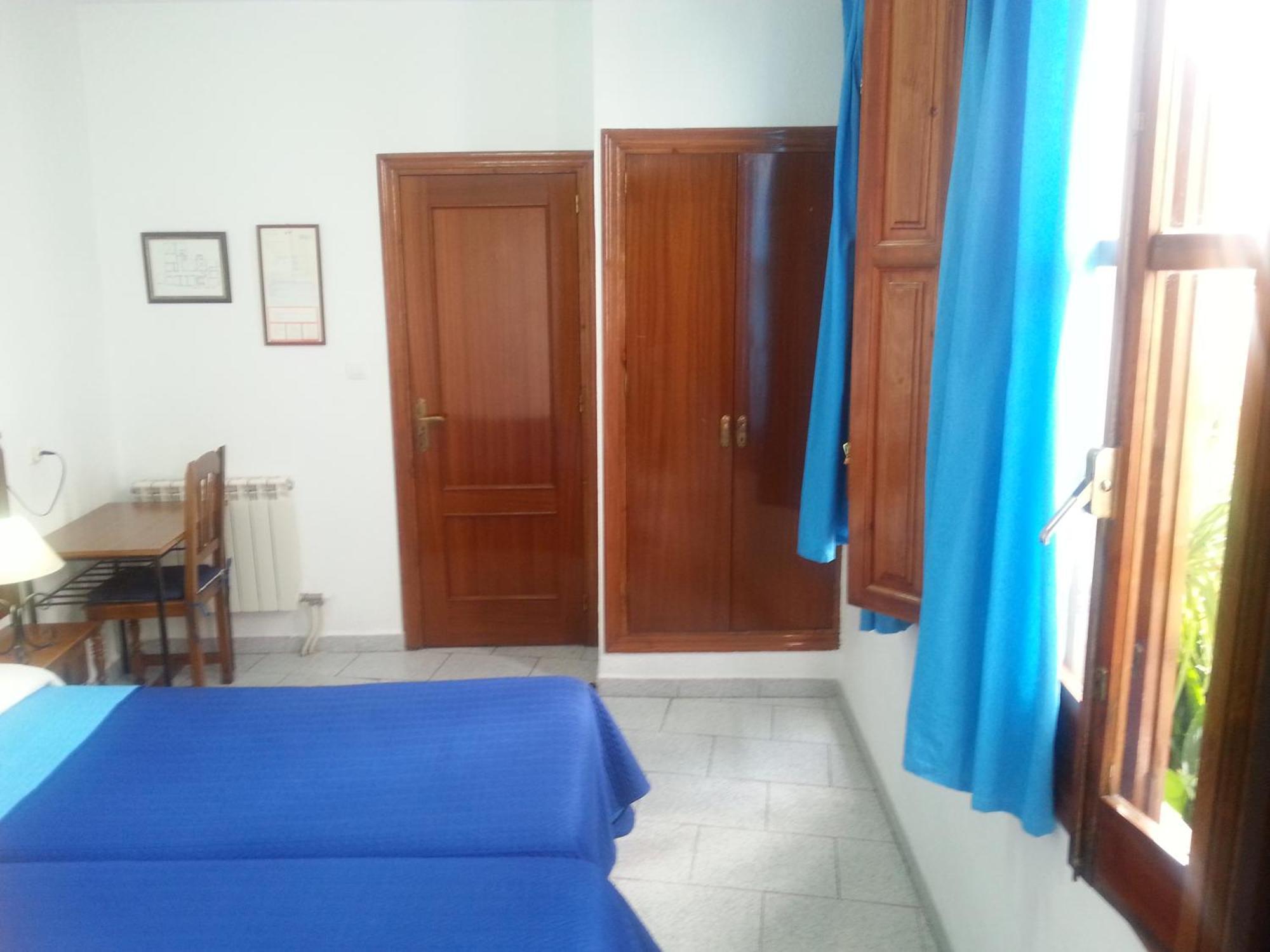 Pension Ciudad Navarro Ramos กรานาดา ภายนอก รูปภาพ
